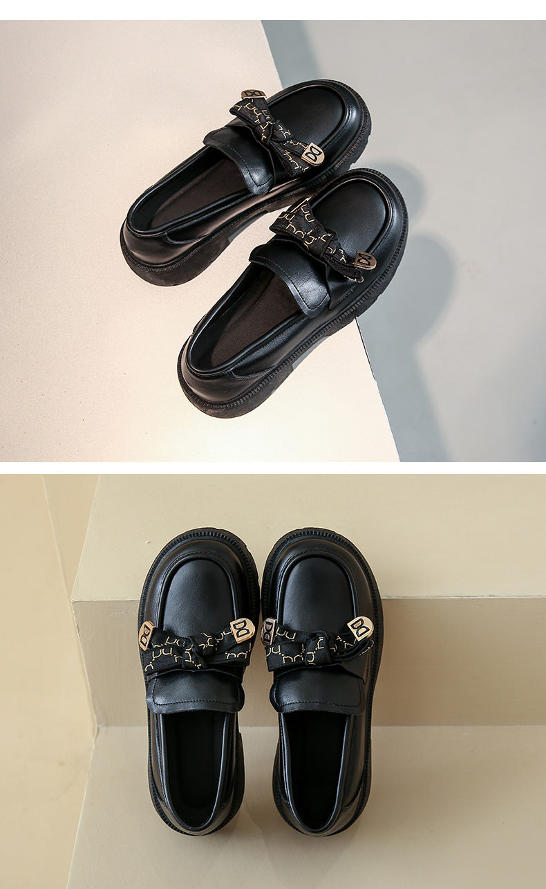 🖤【童顏家】經典徽章鞋帶樂福鞋 | 黑色皮質,時尚精英必備✨