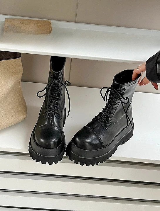 韓國鋸齒厚底綁帶軍靴｜真皮霧亮質感・顯瘦增高6.5cm（B908）