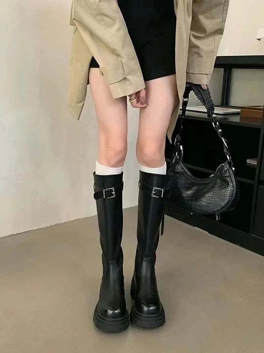🖤🤍 韓國極簡扣環厚底騎士靴｜比例神助攻・腿長顯瘦神器（B388）