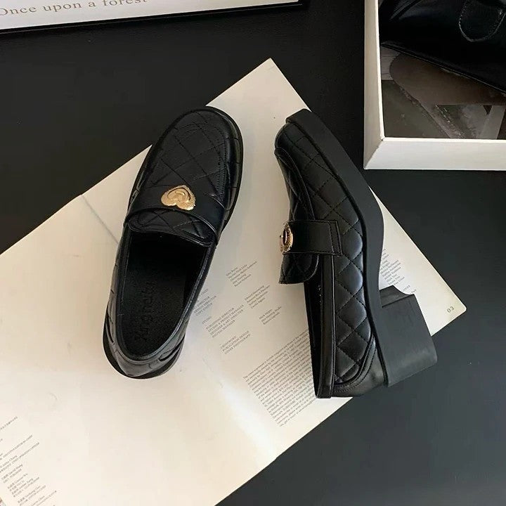 菱格真皮愛心樂福鞋｜甜酷粗跟款 黑