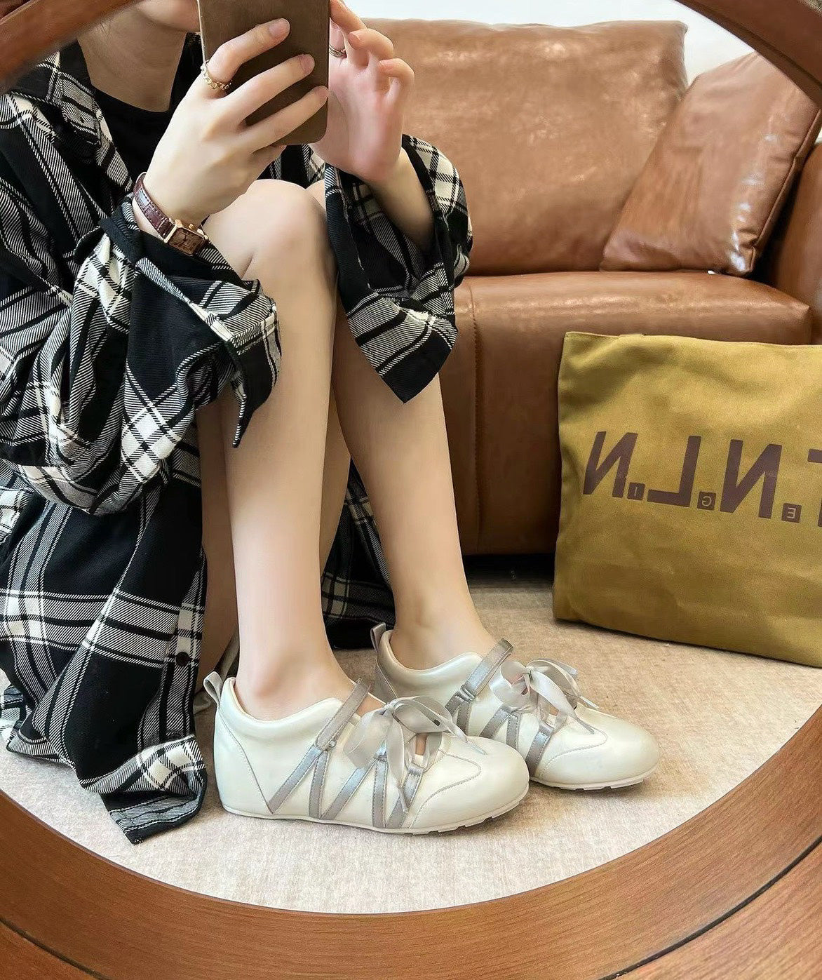 童顏家｜UnMark 芭蕾綁帶休閒鞋 奶茶系內增高4cm（D215）