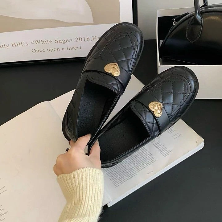 菱格真皮愛心樂福鞋｜甜酷粗跟款 黑