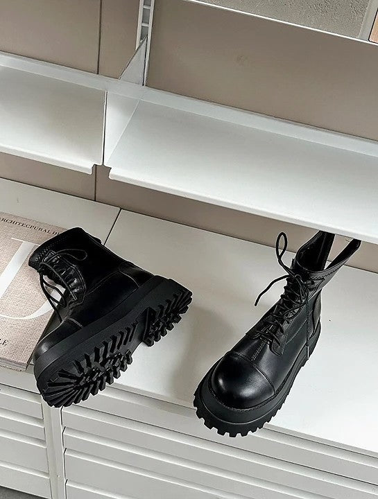 韓國鋸齒厚底綁帶軍靴｜真皮霧亮質感・顯瘦增高6.5cm（B908）