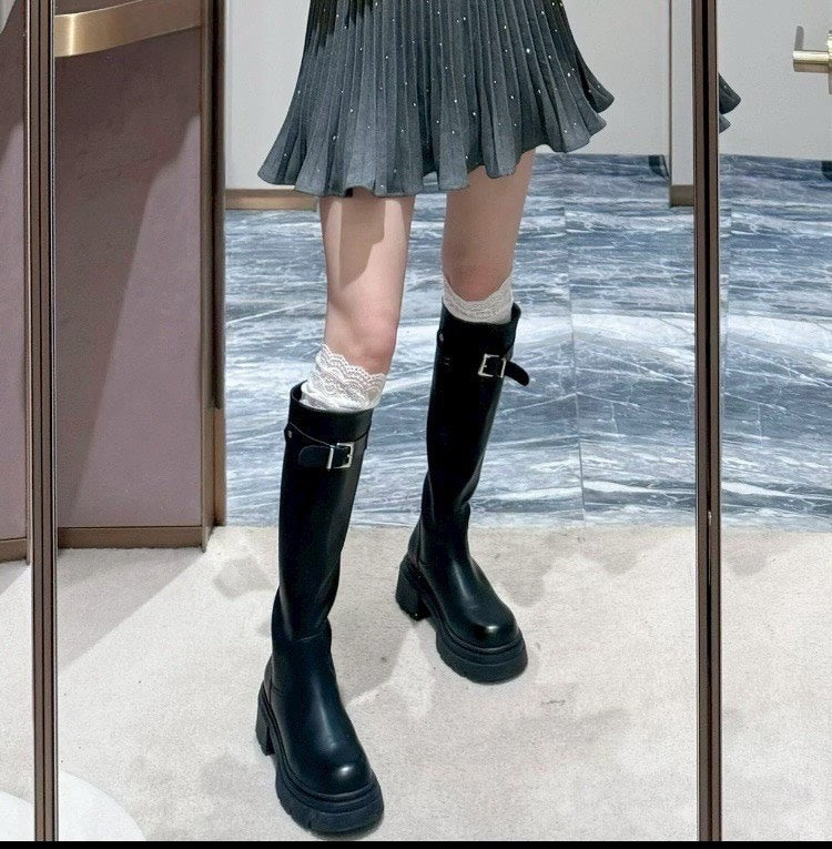 🖤🤍 韓國極簡扣環厚底騎士靴｜比例神助攻・腿長顯瘦神器（B388）